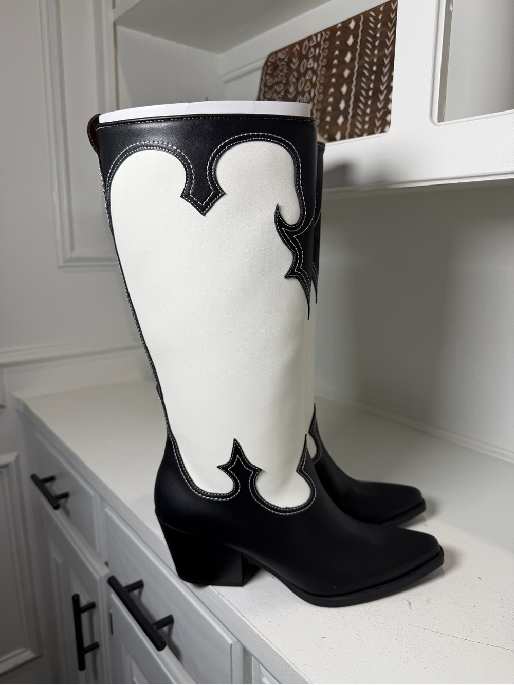 Zodiac Cowboy Boots Women's 8.5 Black White Leather Western Boots Colorblock - Picture 5 of 10